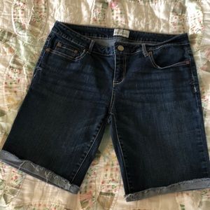 13/14 Aeropostale Bermuda Jean Shorts